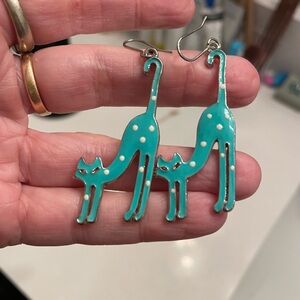 Teal Cat Stretching Earrings